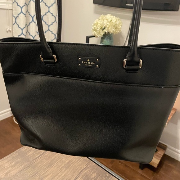 kate spade Handbags - Kate Spade Purse